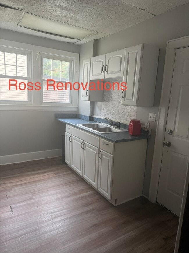 Building Photo - 3 Bedroom Home in Portsmouth, Ohio