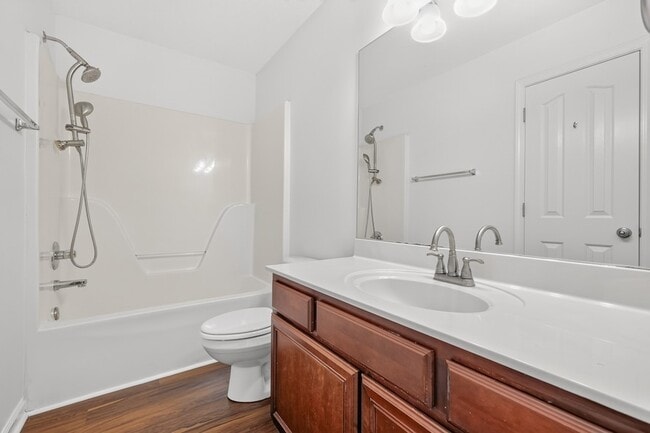 Building Photo - 407 Arapaho Dr