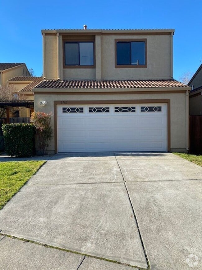 Building Photo - Desirable Area in the Hayward Hills - Comi...