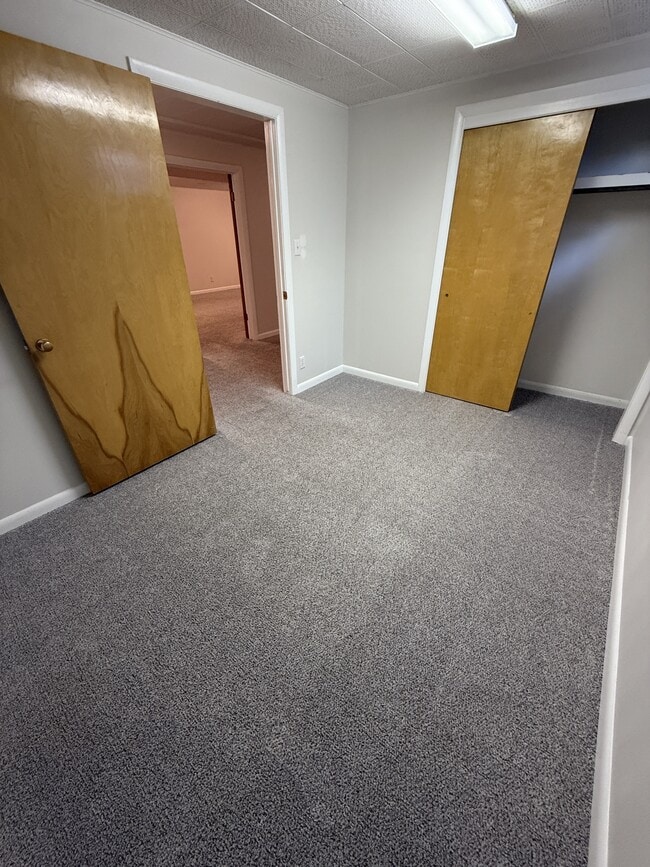 Building Photo - 3201 7th Ave S