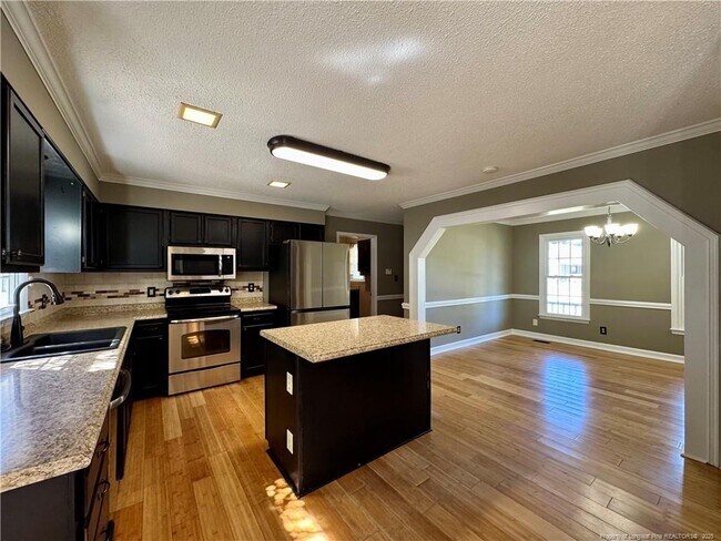 Building Photo - 6257 Lake Trail Dr