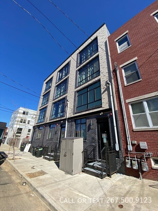 Building Photo - 535 Budd St