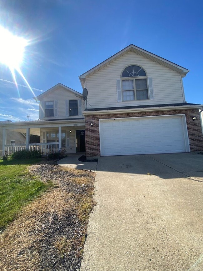 Building Photo - South Lafayette Modern and Spacious 4 Bed/...