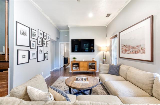 Building Photo - 5425 Victor St