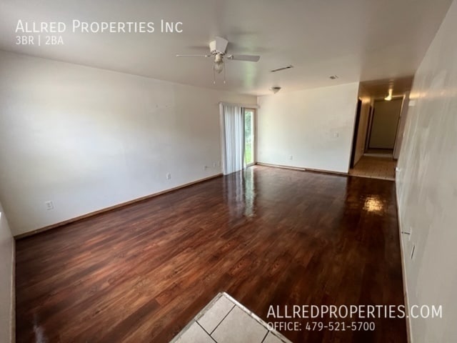 Building Photo - 1675 Evalyn Cir