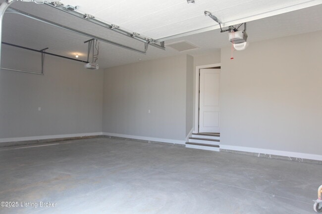 Building Photo - 6320 Pond Lily St
