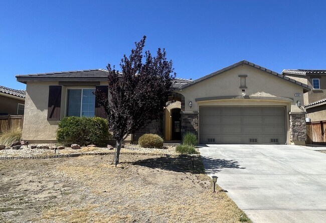 Primary Photo - Rosamond 4 Bedroom + 2.5 Bathroom