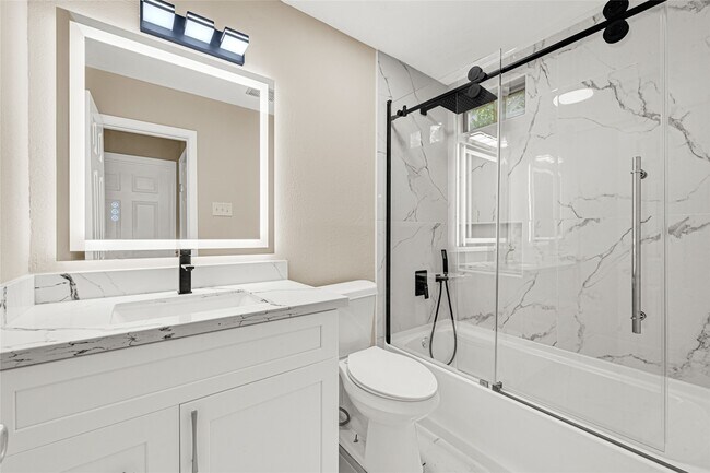 Building Photo - 1603 Welch St