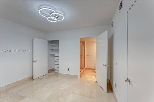 Building Photo - 1830 S Ocean Dr