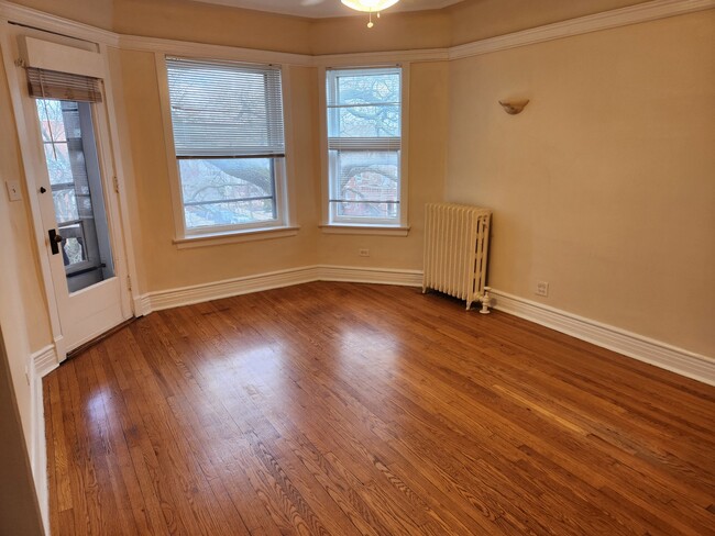 Building Photo - 5959 N Magnolia Ave