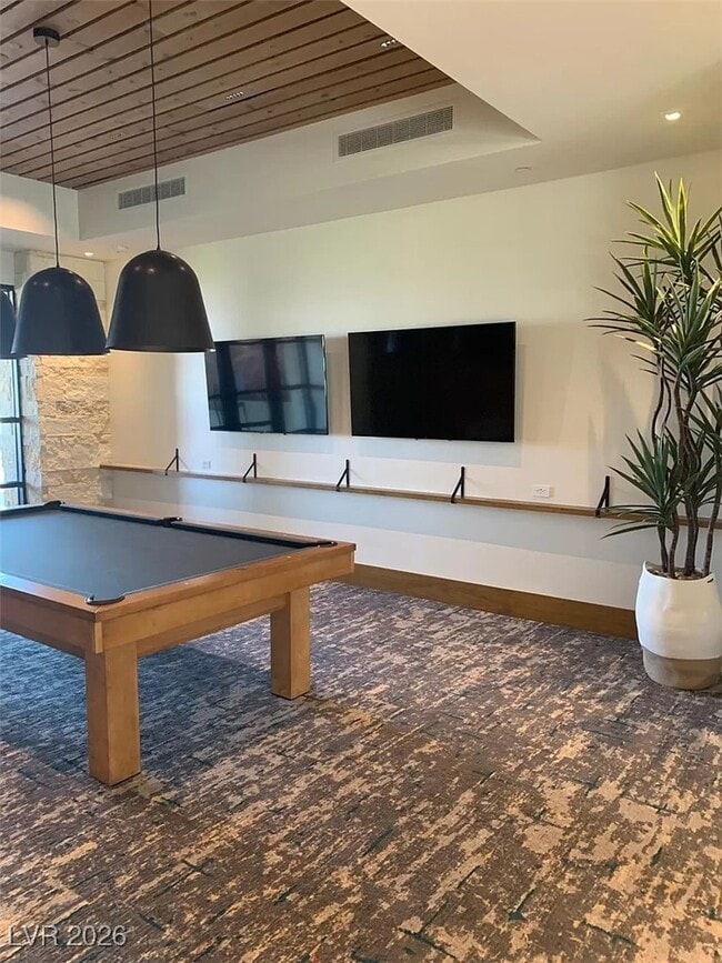 Building Photo - 92 Lake Oasis St