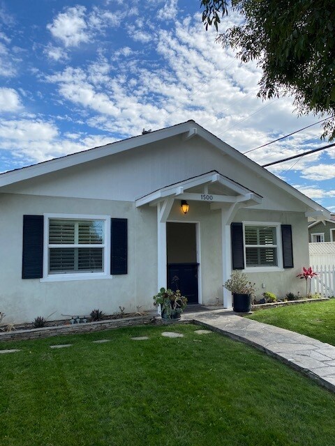 Building Photo - 1500 Steinhart Ave