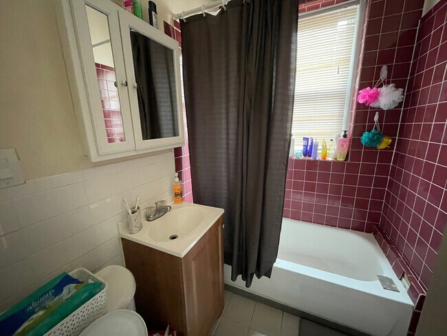 Building Photo - 883 Huntington Ave