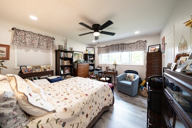 Building Photo - 3709 Avenida Palo Verde
