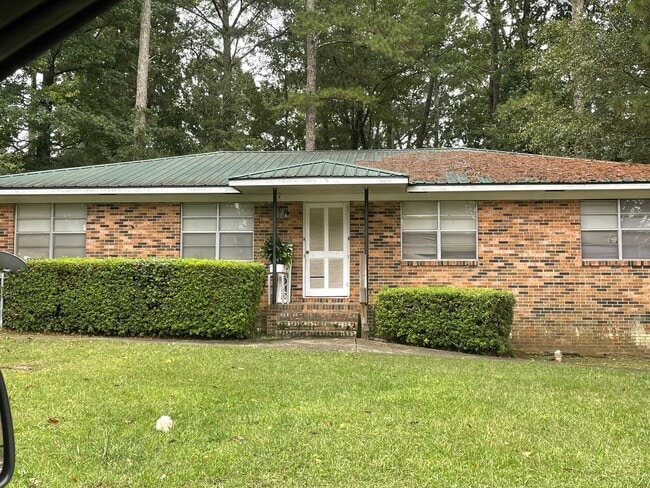 Primary Photo - Charming 2BR/1BA in the Heart of Opelika –...