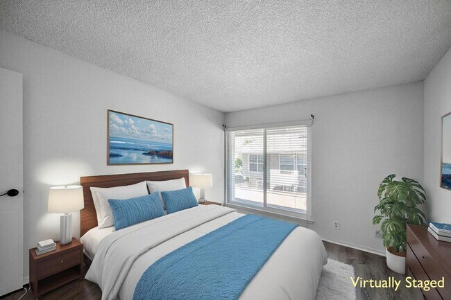 Building Photo - Townhouse in Northeast Fresno