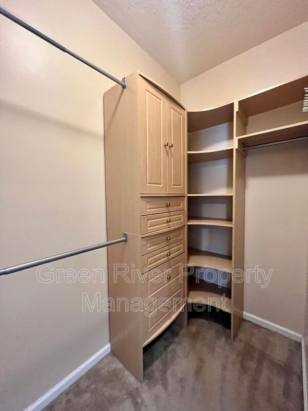 Building Photo - 12576 Arrowleaf Ln