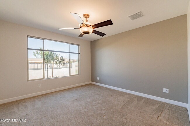 Building Photo - 39548 S Summerwood Dr