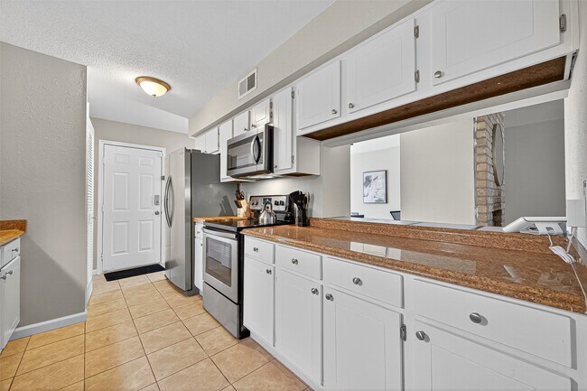Building Photo - 4064 Belle Park Dr