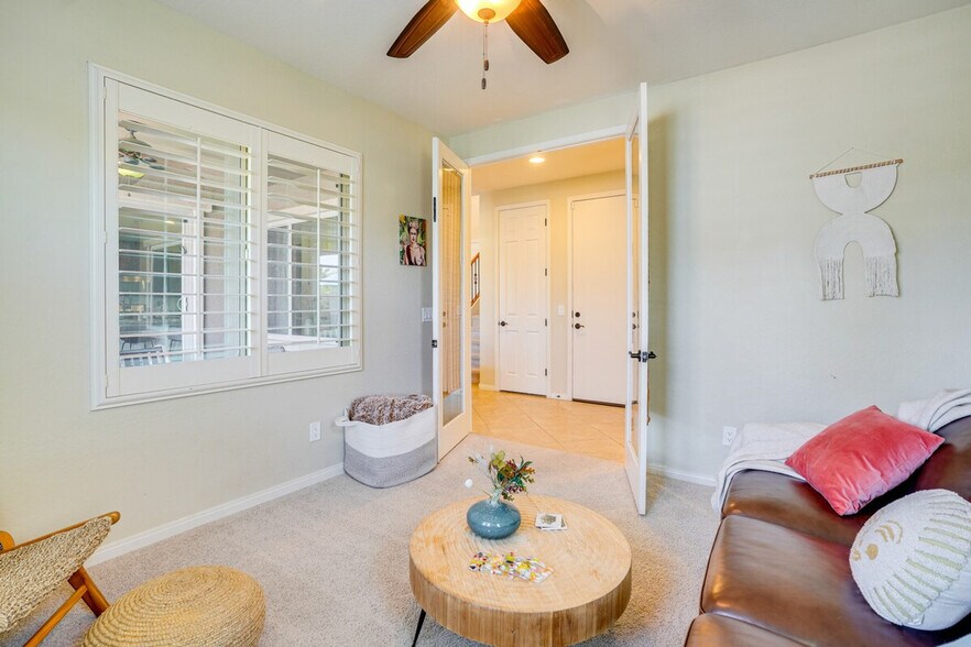 Building Photo - 17842 W Chuckwalla Canyon Rd