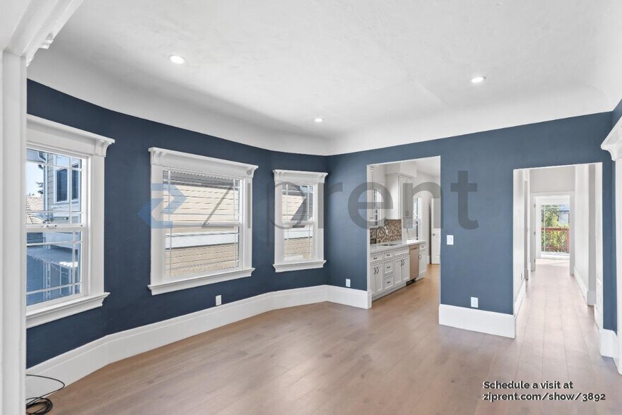 Building Photo - 2624 Adeline St