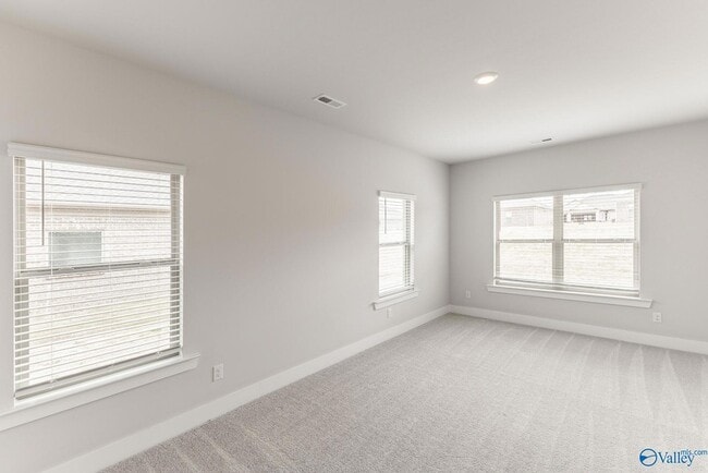 Building Photo - 217 John Clift Cir