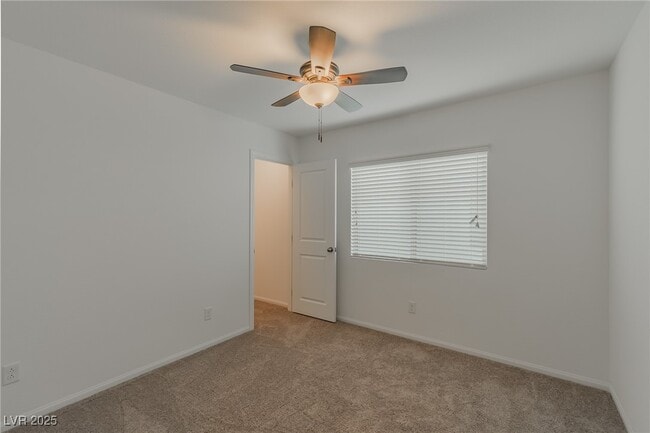 Building Photo - 10325 S Bronco St