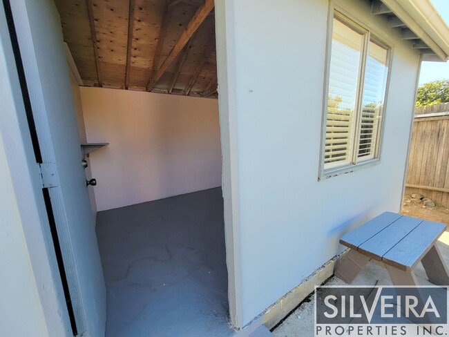 Building Photo - Charming 3 bed 2 bath home in Santa Maria