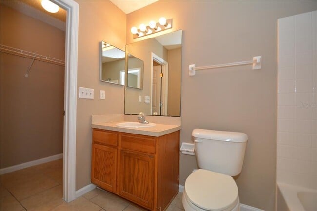 Building Photo - 33 Rosepetal Ln