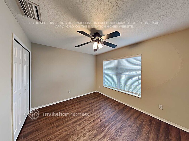 Building Photo - 3017 Park Ridge Ave