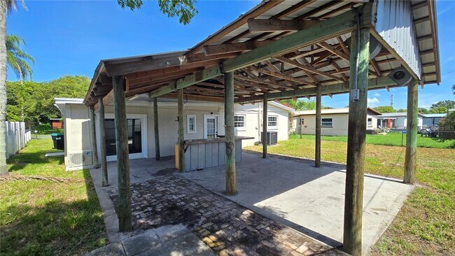 Building Photo - 2709 Arc Dr