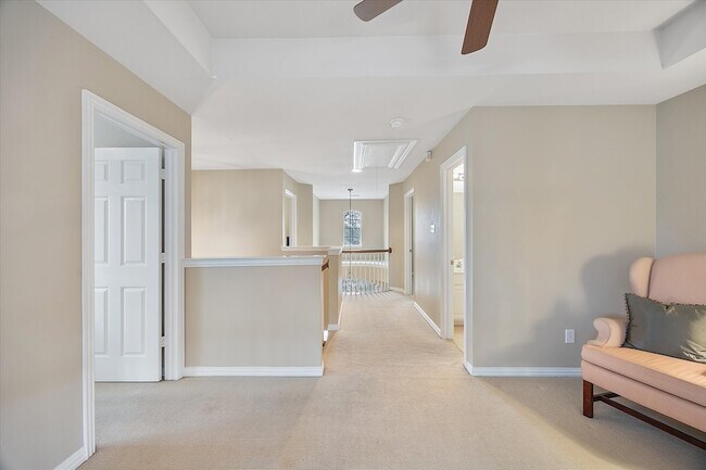 Building Photo - 619 Loch View Ct