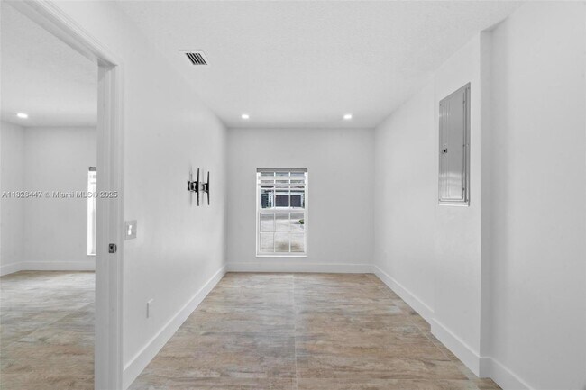 Building Photo - 15862 SW 286th St
