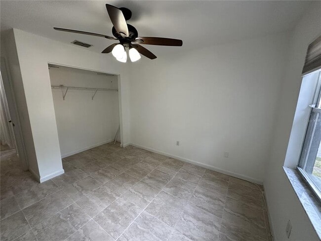 Building Photo - 6818 S Himes Ave