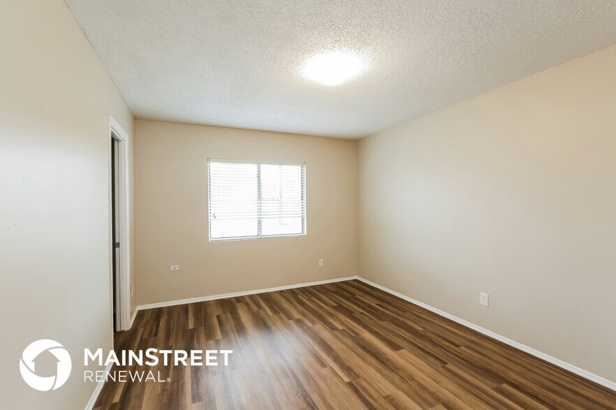 Building Photo - 6353 W Keim Dr