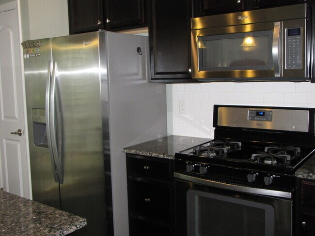 Building Photo - 42 Intuition Cir