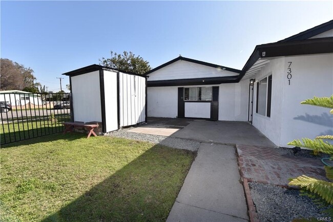 Primary Photo - 7301 Braeburn St
