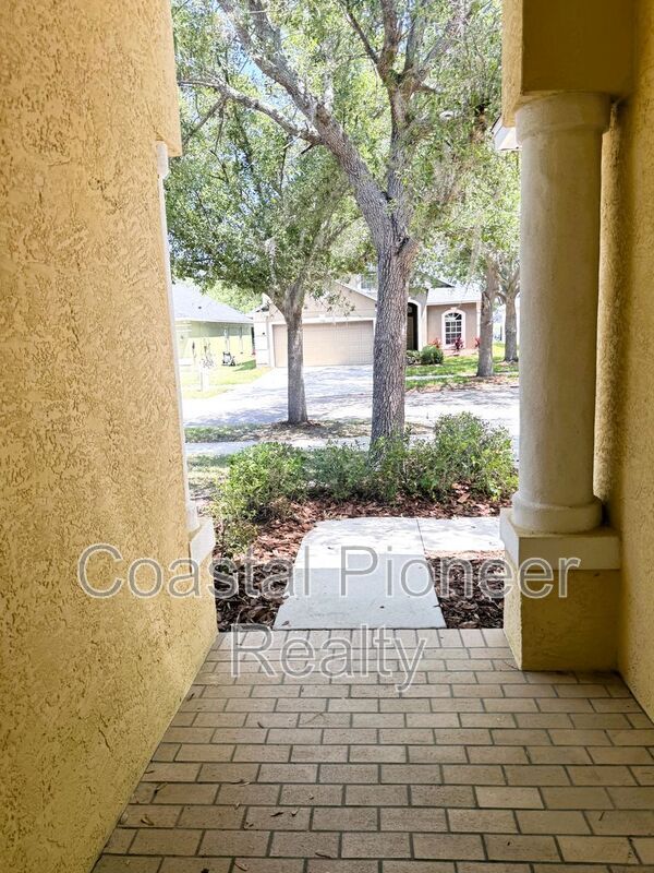 Building Photo - 2345 Roanoke Springs Dr
