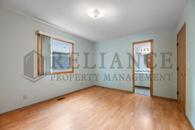 Building Photo - 11902 W Jamesburg St