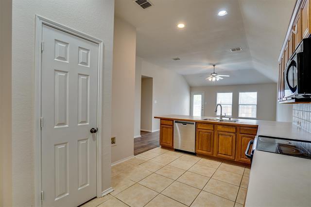 Building Photo - 5137 Bayridge Ct