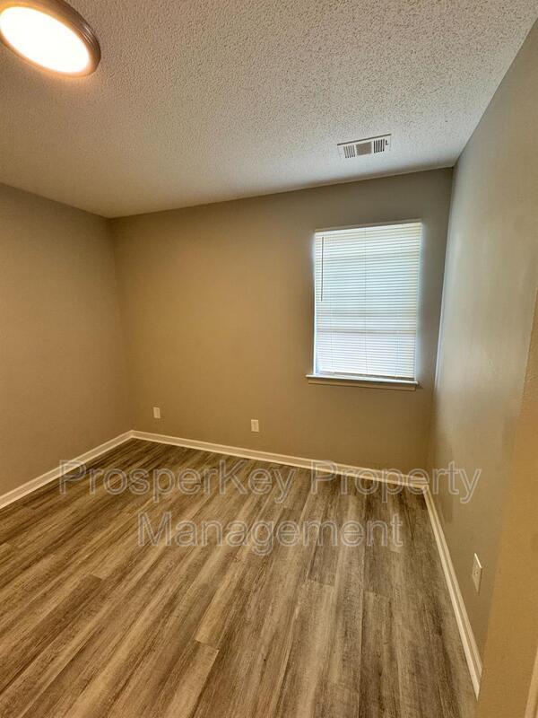 Building Photo - 144 Orchard Pass