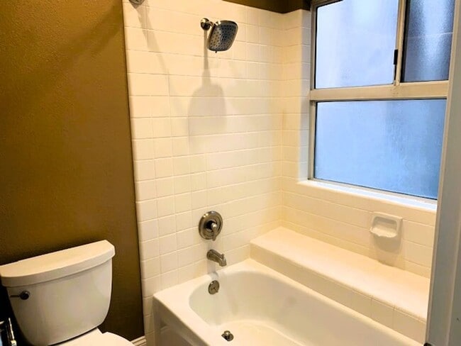 Building Photo - Charming Single-Story Duet in Danbury Park – Prime Location Across from Orloff Park!