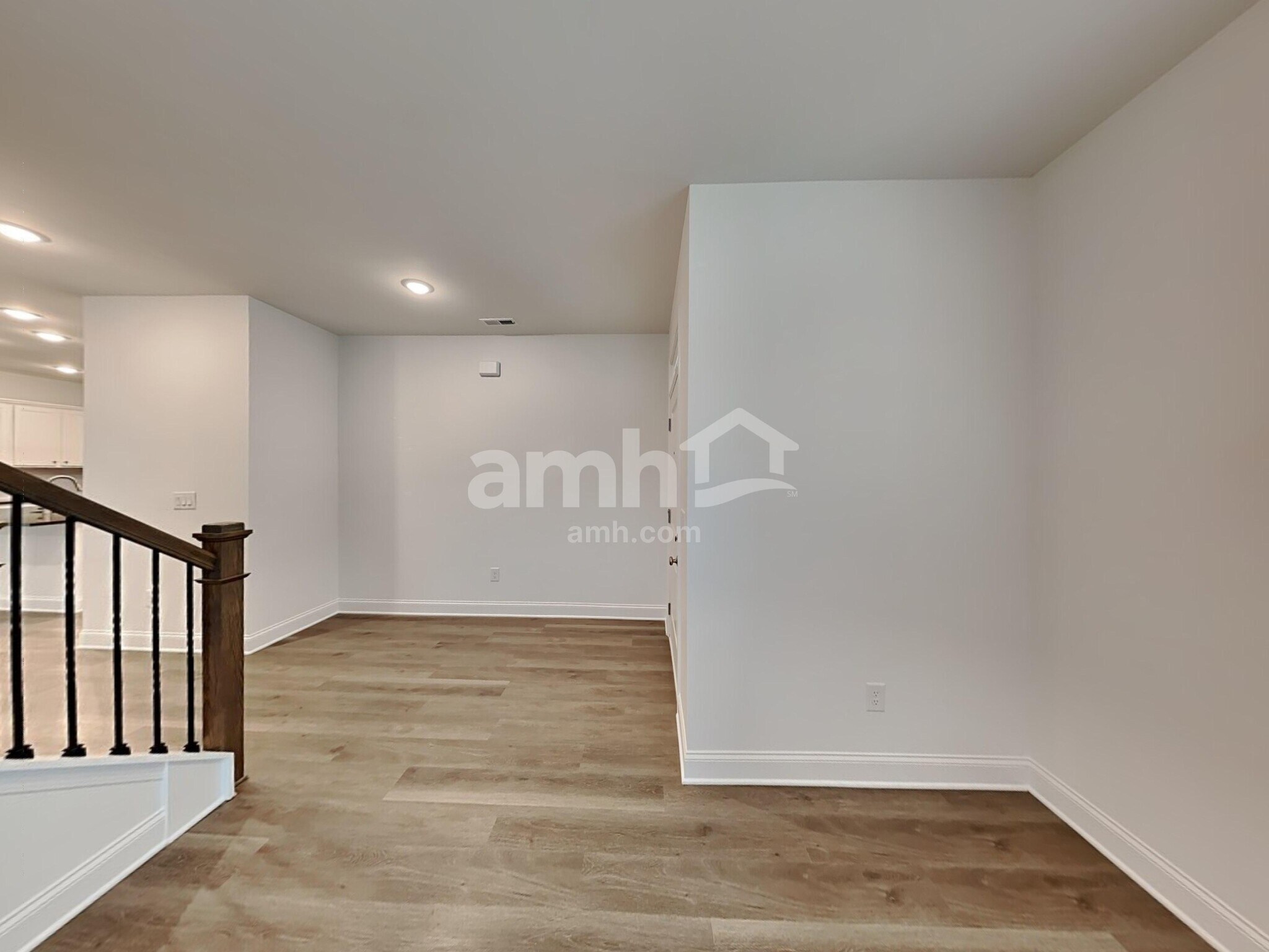 Building Photo - 228 Sapling Way