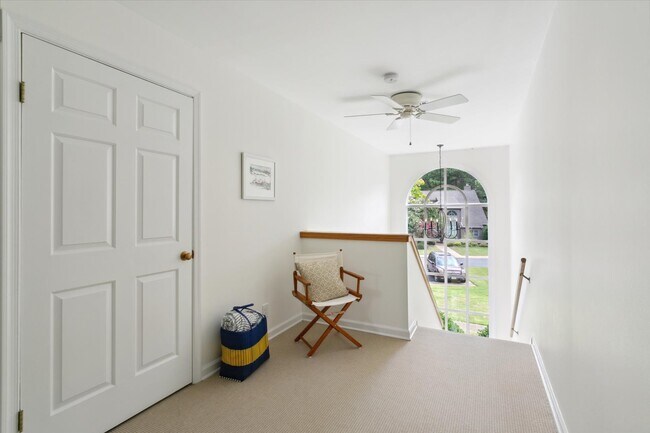 Building Photo - 258 Archer's Mead