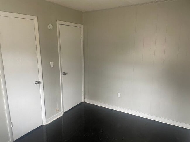 Building Photo - 2934 Randolph St