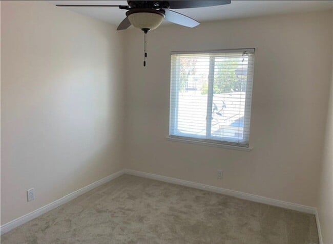 Building Photo - 2336 Minuteman Way