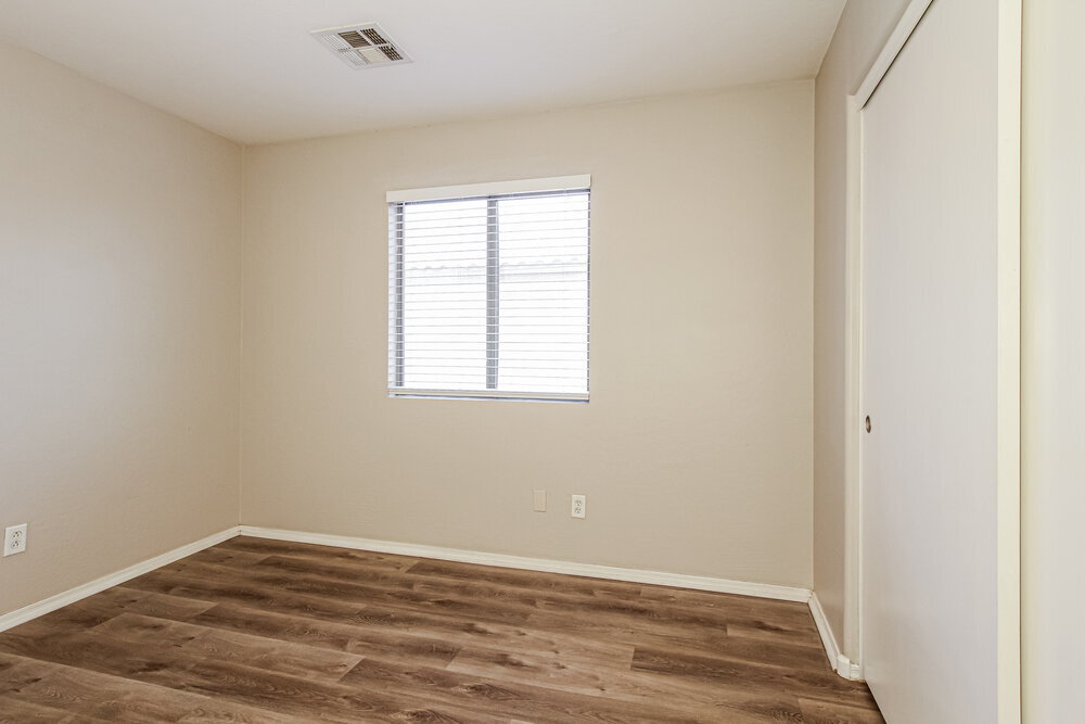 Building Photo - 14973 W Port Au Prince Ln