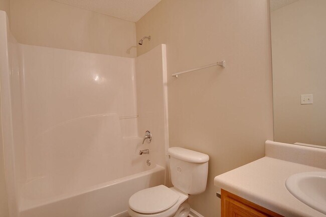 Building Photo - Great Jonesboro Living, 4 Bedroom, 3 Bath
