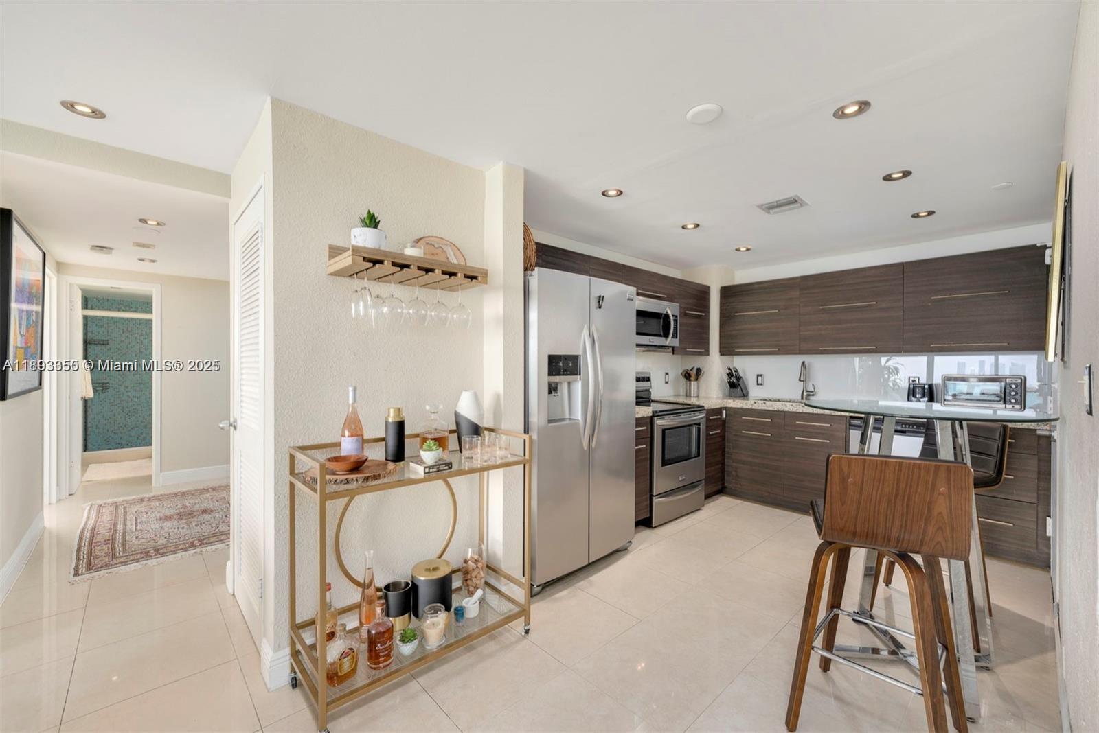 Building Photo - 1200 West Ave