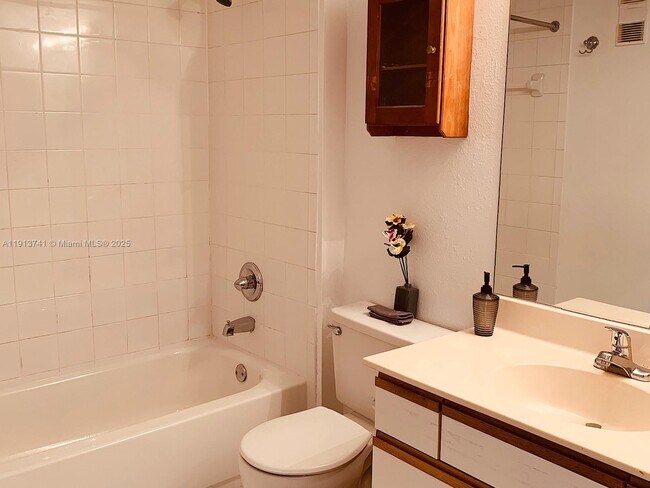 Building Photo - 4055 W McNab Rd